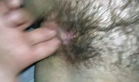 Blonde aux film porno français gratuit yeux bleus suce la bite pour les couples devant la caméra.