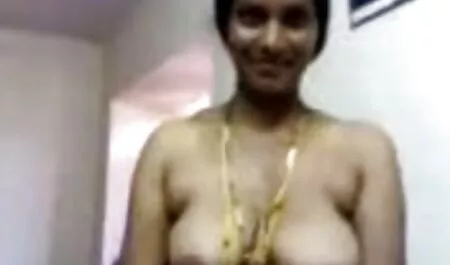 Gymnaste posant avec video francais gay gratuit des petits fous