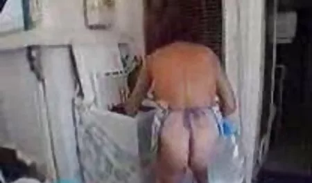 Blonde adulte sucer film sexe francais gratuit des grosses bites sur ses genoux