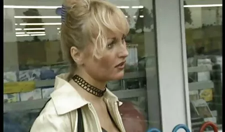 Un baiser voir film porno français gratuit adulte lesbienne et cunnilingus ensemble pour une fille de 18 ans.