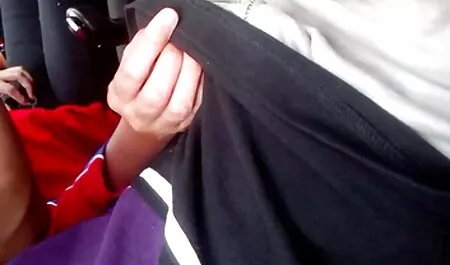 Sexe Anal dans le studio avec un membre sur le mur film x francais mature