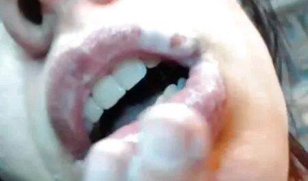 Rousse en bas se fait baiser comme extrait video porno amateur un chien.