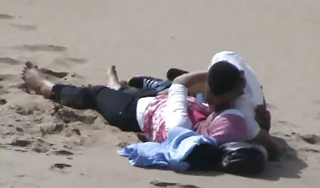 Le marié et son ami regardent la mariée dans le cul en même temps et film porno en francais en streaming envoient