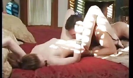 Passion sexe trois chaudes film porno allemand gratuit lesbiennes dans une robe sexy