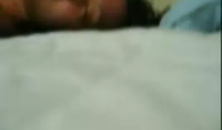 Baiser un homme dans le cul d'un sandwich porno en français hd à la chatte poilue