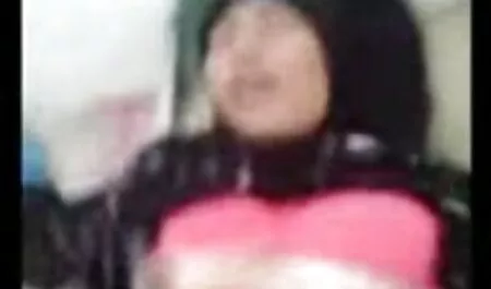 Les adolescents film porno lesbienne en francais se masturbent dans des jupes serrées