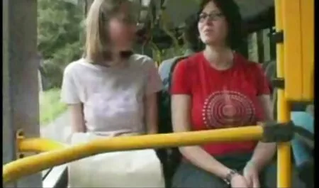 Fille potelée se masturbe devant la caméra. ok google film porno français gratuit